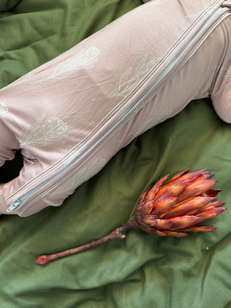 Protea Floral Bamboo Sleeper