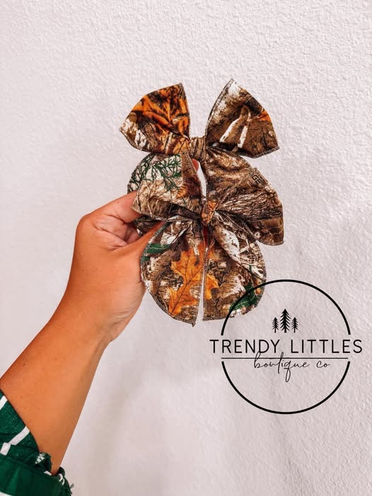 CAMO Sailor Bows Preorder