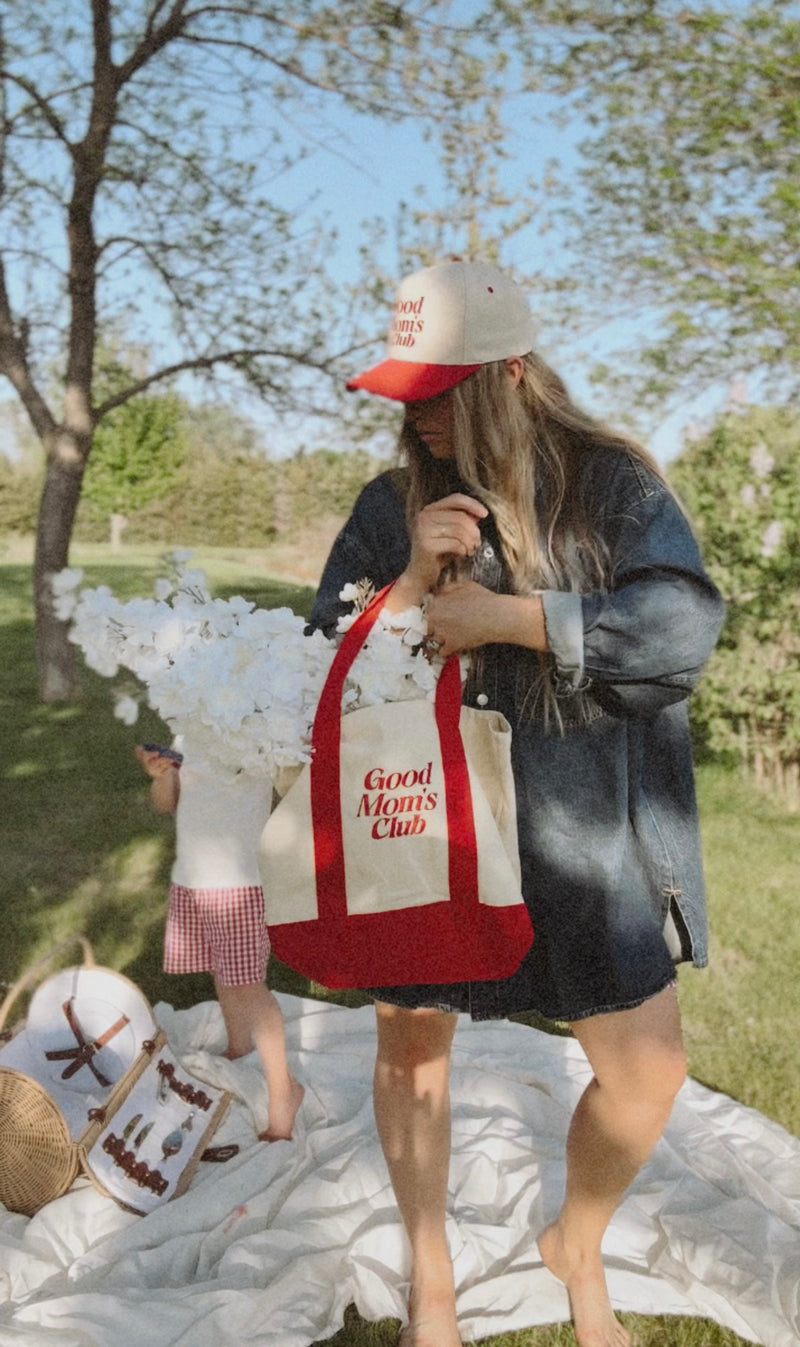 Good Mom’s Club Canvas Bag