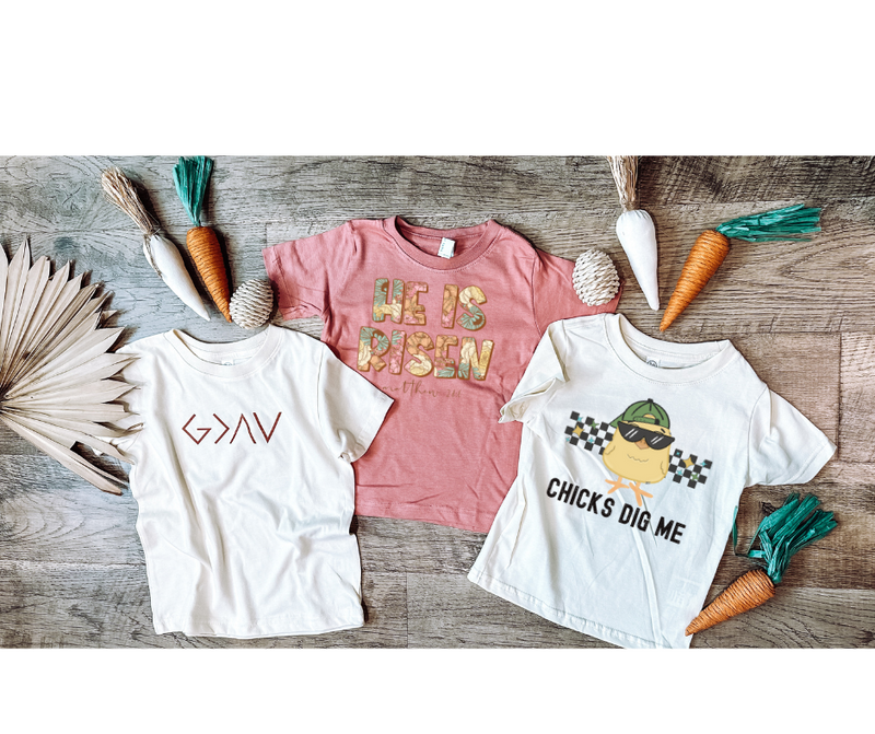 Chicks Dig Me Graphic T